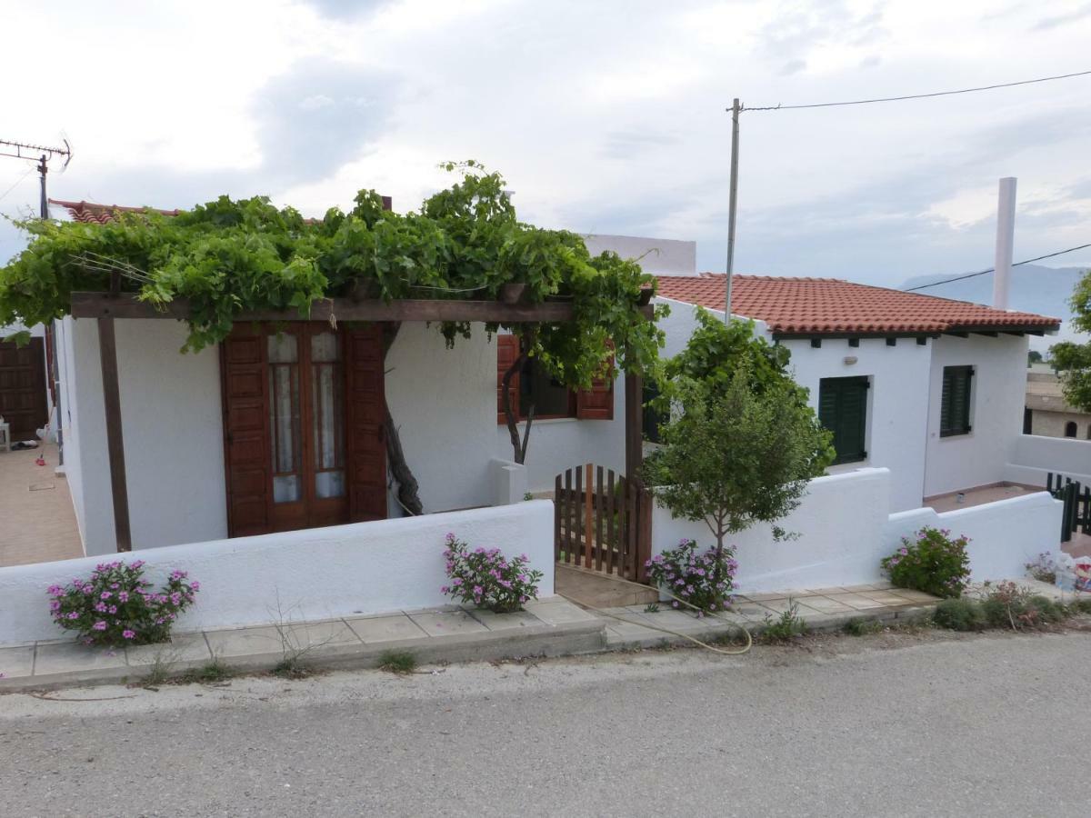 Theathina Villa Kalamaki  Exterior foto